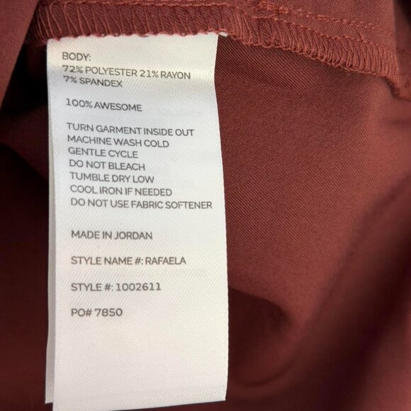 Figs Rafaela Oversized Scrub Top in Walnut, Size Large - Picture 9 of 10